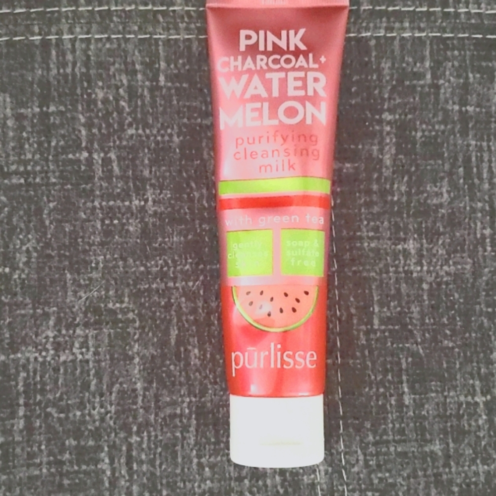 Purlisse pink charcoal 🍉purifying cleansing milk